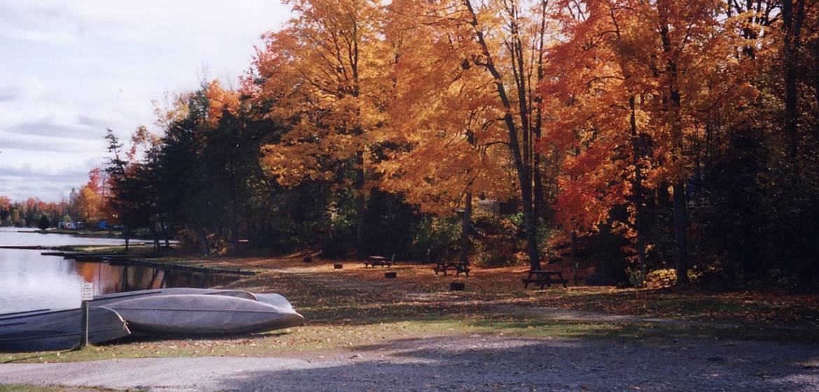 Woodland_Camp_Site_Waterfront_Fall_Transient_Site_Canoe.jpg